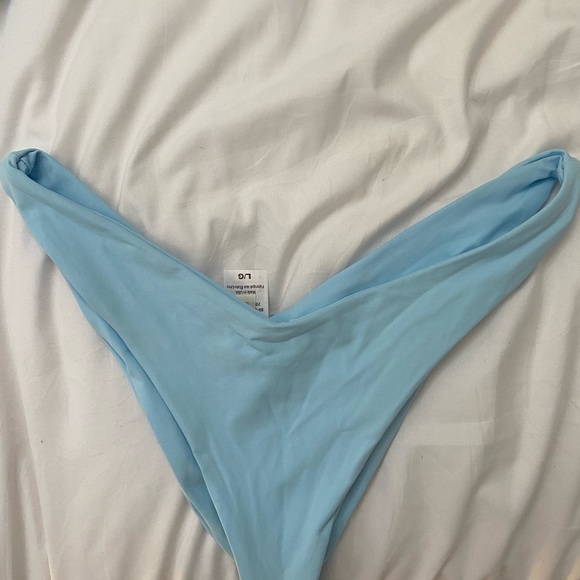 L Space Sky Blue Camellia Top and Bottom - Picture 5 of 6